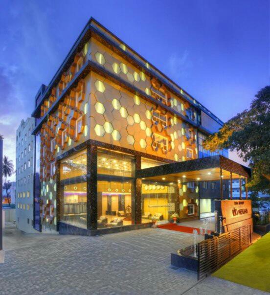 Rio Meridian Hotel Mysuru Zewnętrze zdjęcie
