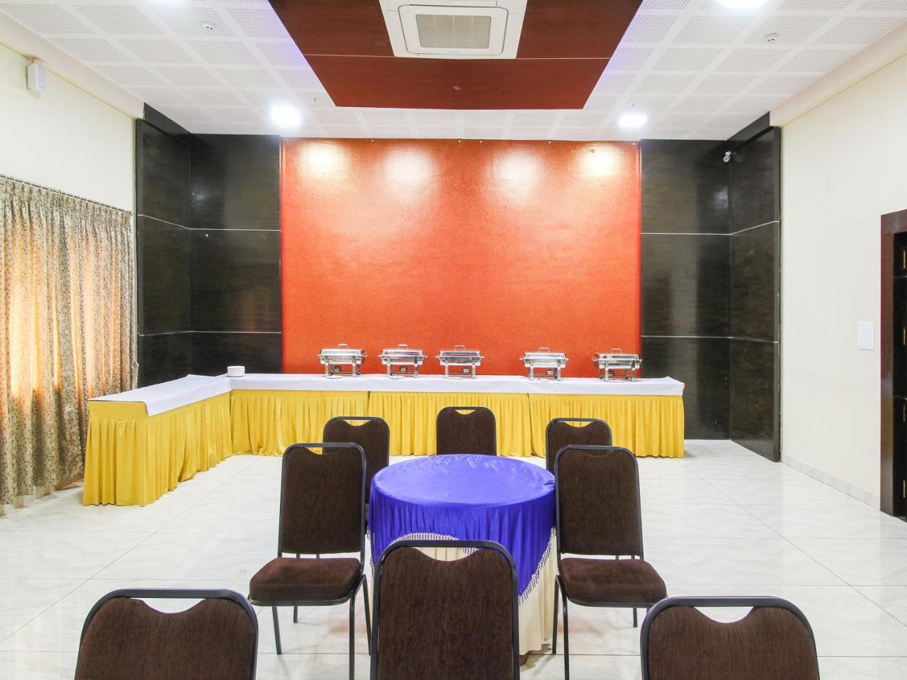 Rio Meridian Hotel Mysuru Zewnętrze zdjęcie