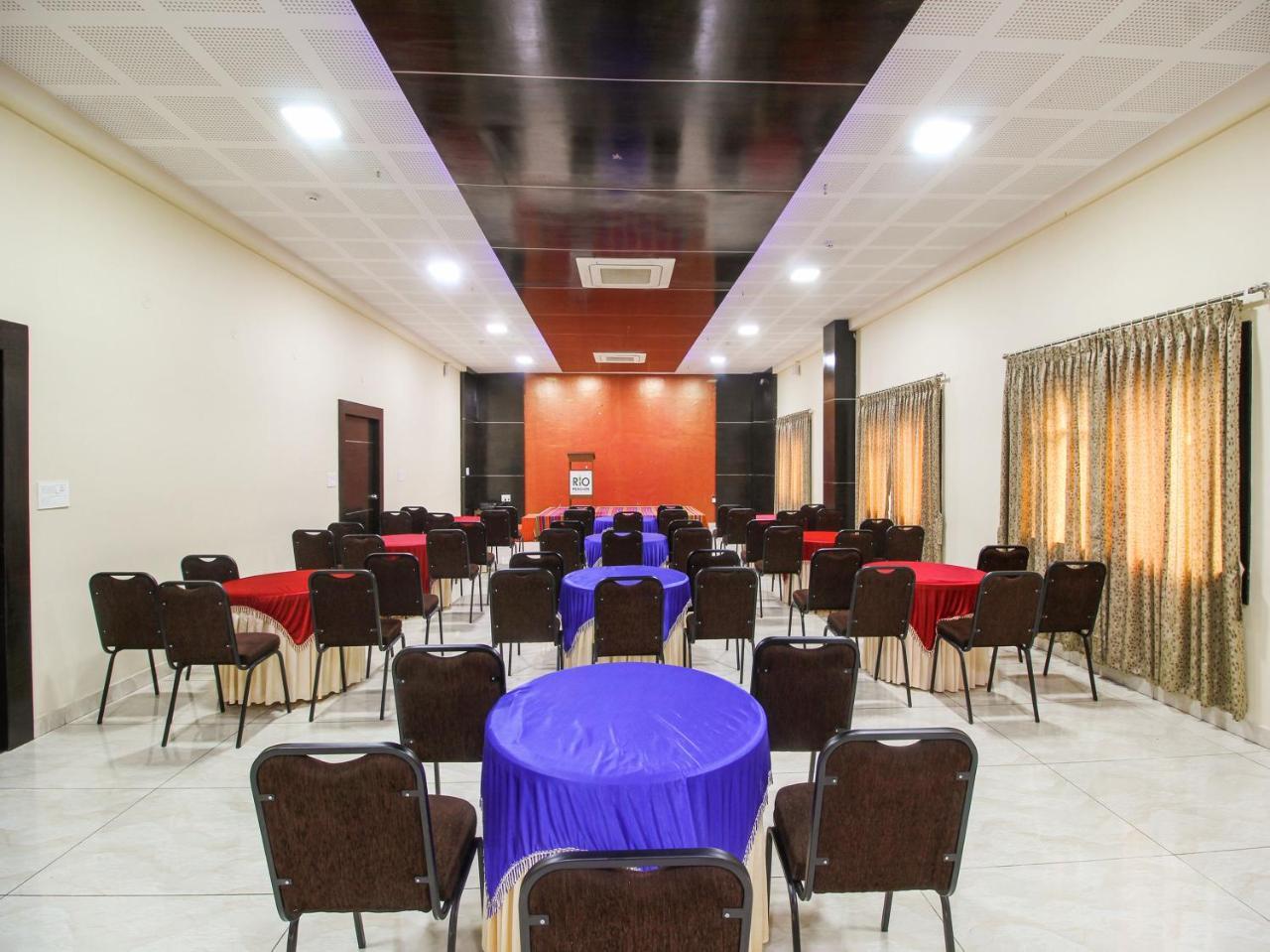 Rio Meridian Hotel Mysuru Zewnętrze zdjęcie